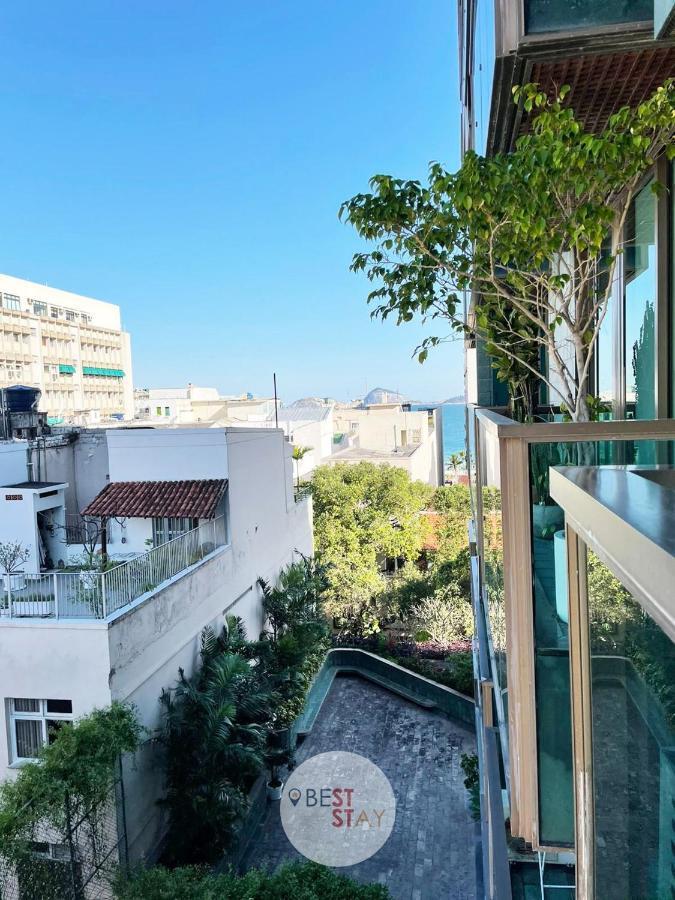 Tiffanys Premium Service Apartamento